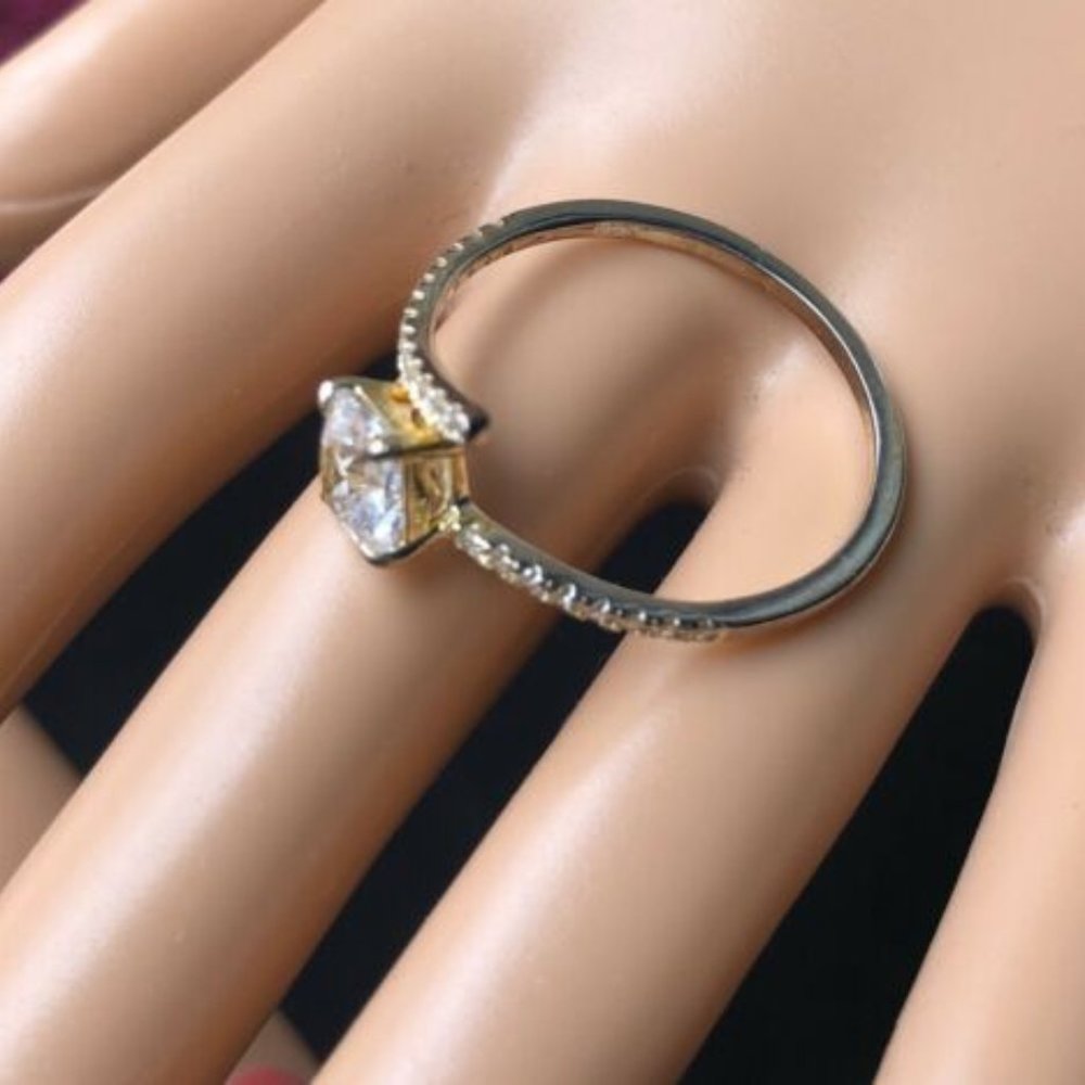 Avon 925 NVC SIGNED Sterling Silver Princess Cut CZ Engagement Ring